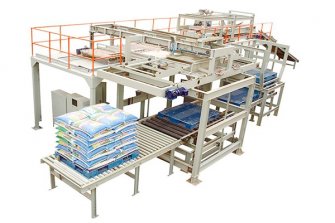 生产厂家如何根据自己的情况选择高位码垛机或低位码垛机？